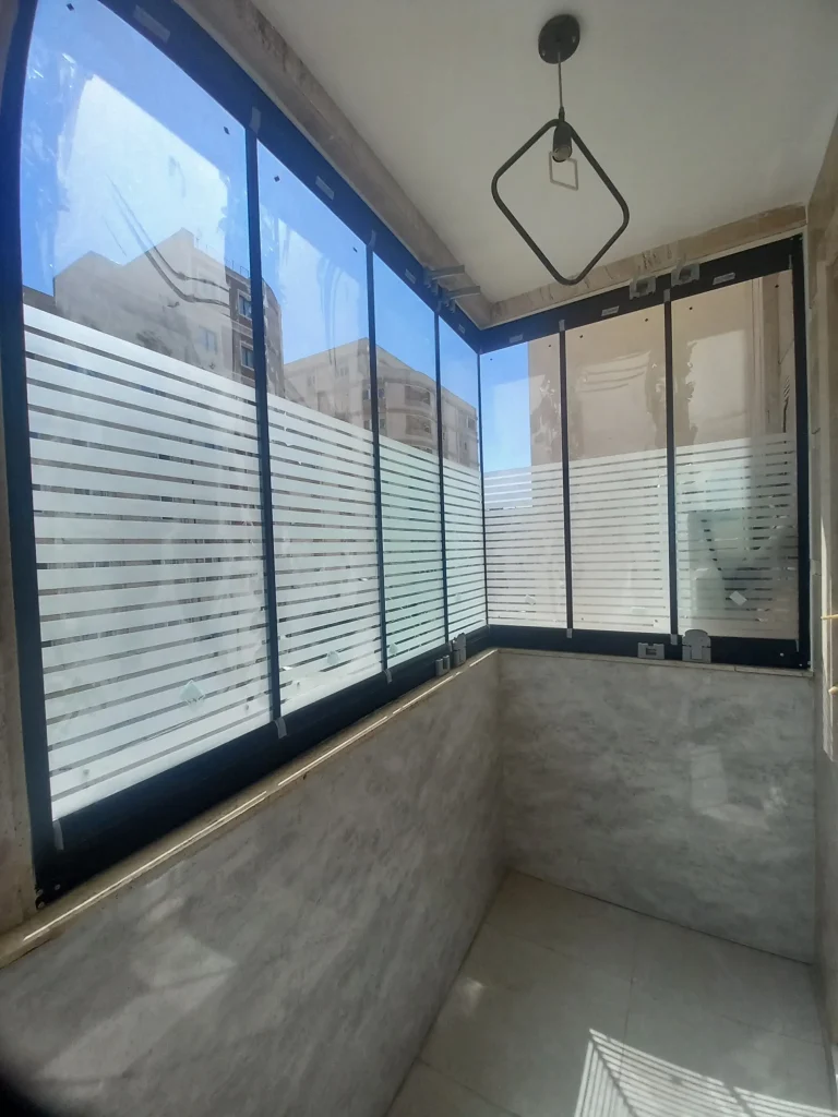 folding-glass-balcony-tabriz4
